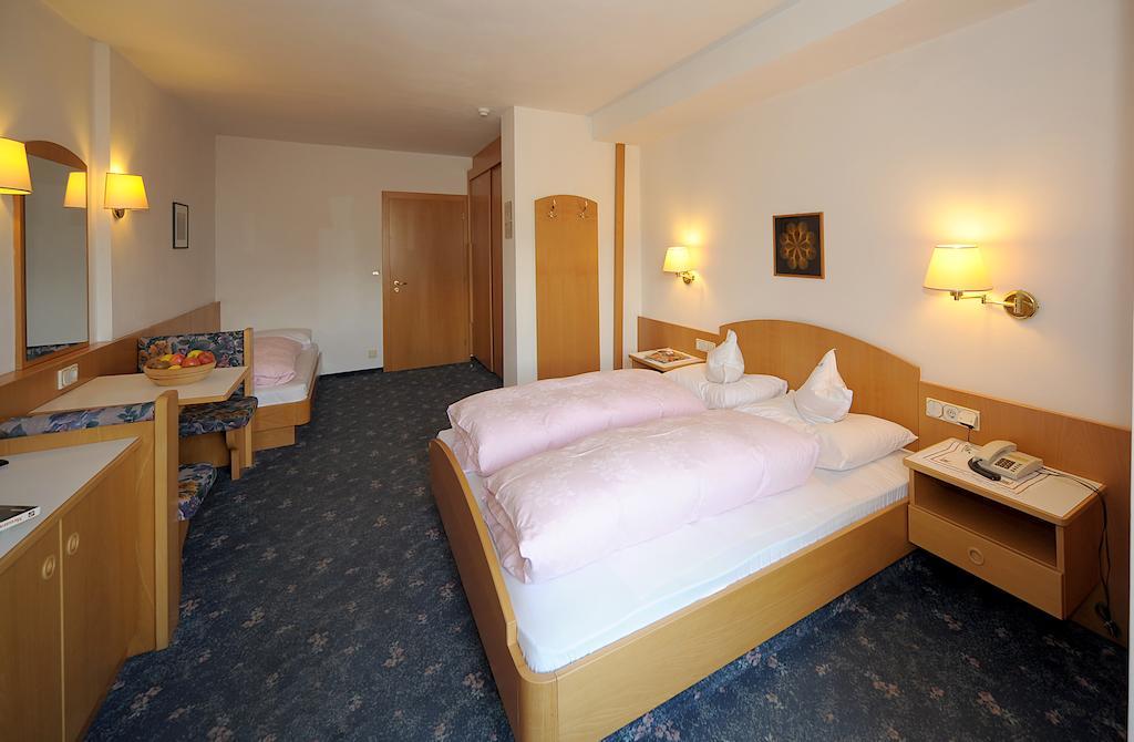 Hotel Waldheim Natz-Schabs Quarto foto
